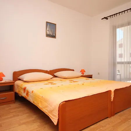 6452b Apartment Vodice